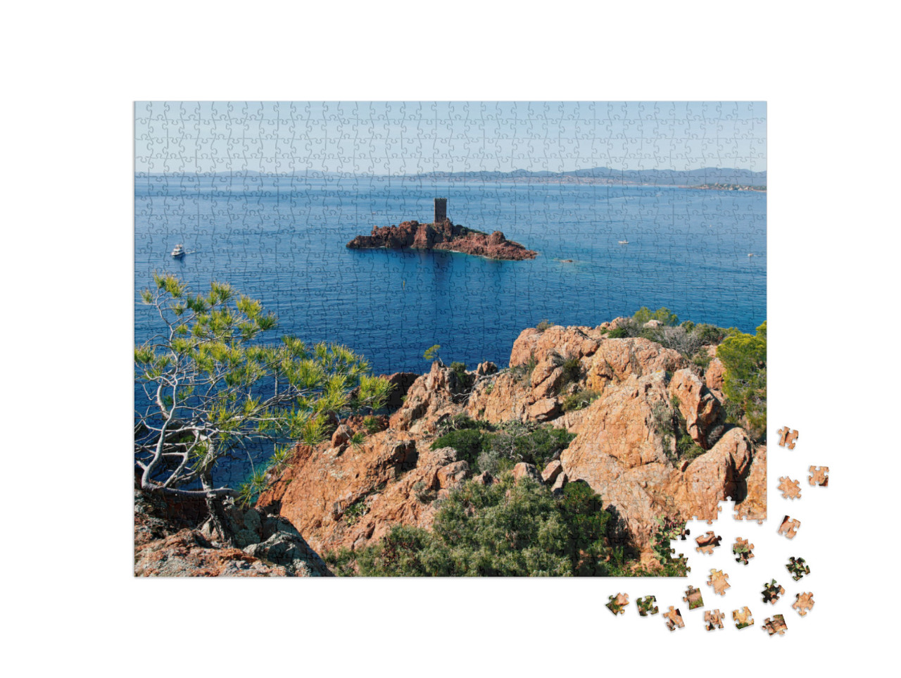 Puzzle de 1000 pièces « L'île d'Or, vue du Cap du Dramont , le Hameau de Saint-Raphaël situé dans le Massif de l'Esterel »
