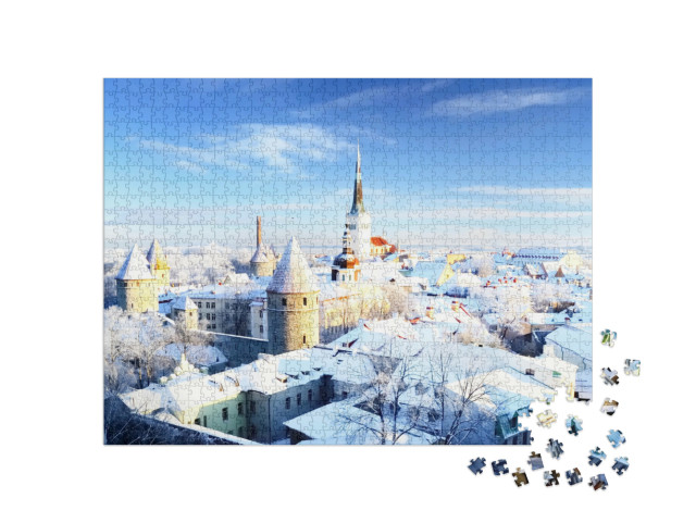 Puzzle de 1000 pièces « Vue sur la vieille ville enneigée de Tallinn, Estonie »