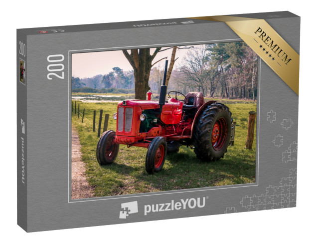 Puzzle de 200 pièces « Tracteur rouge d'époque dans la Drenthe près de Havelte »