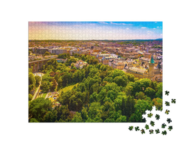 Puzzle de 1000 pièces « Vue panoramique aérienne du Luxembourg en été »