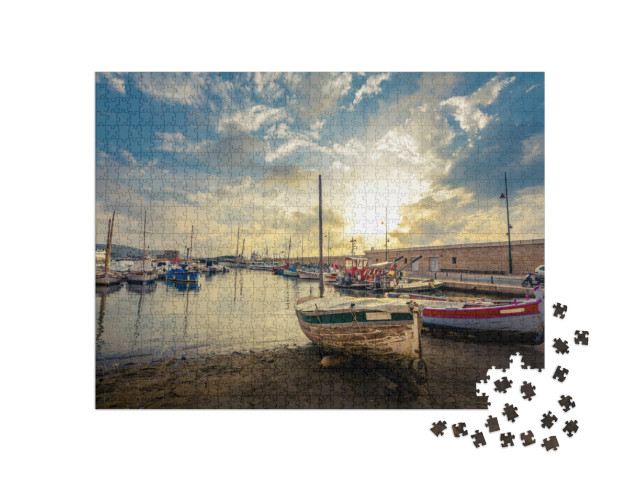 Puzzle de 1000 pièces « Coucher de soleil sur le port. Saint Tropez. »