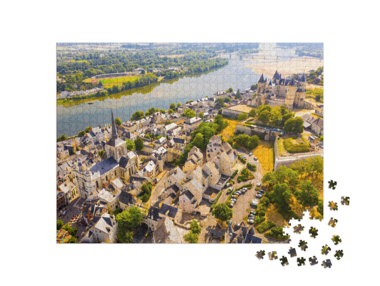 Puzzle de 1000 pièces « Ville de Saumur avec château médiéval au bord de la Loire, France »
