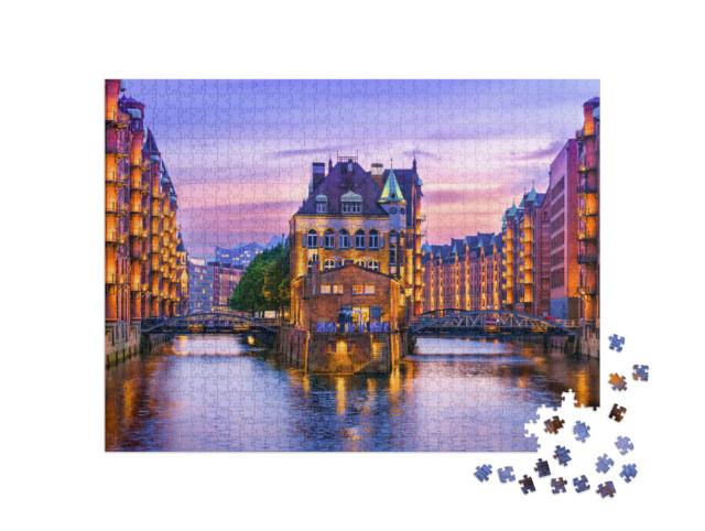 Puzzle de 1000 pièces « Speicherstadt au crépuscule dans le port de Hambourg, Allemagne »