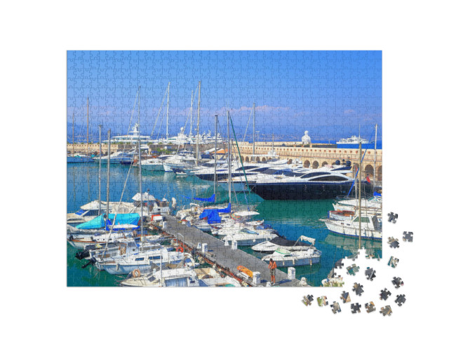 Puzzle de 1000 pièces « Bateaux de plaisance et yachts dans le port d'Antibes, Côte d'Azur, France »