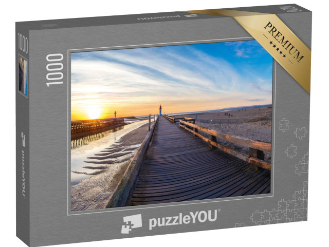 Puzzle de 1000 pièces « Panorama de la jetée en bois et du phare de Trouville, France »