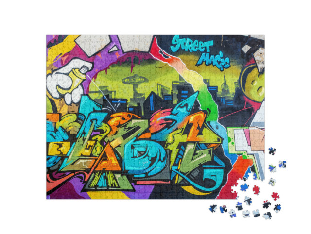 Puzzle de 1000 pièces « Le mur est décoré de dessins abstraits »